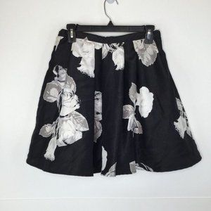 Sequin Hearts A-Line Skirt Junior Women Size 7 Black White Floral Fit & Flare